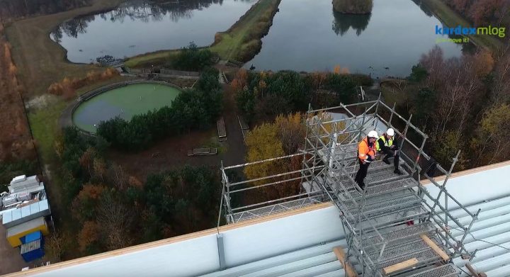 Filmaufnahmen in 43 Meter Höhe auf Tiefkühlhaus apetito in Rheine